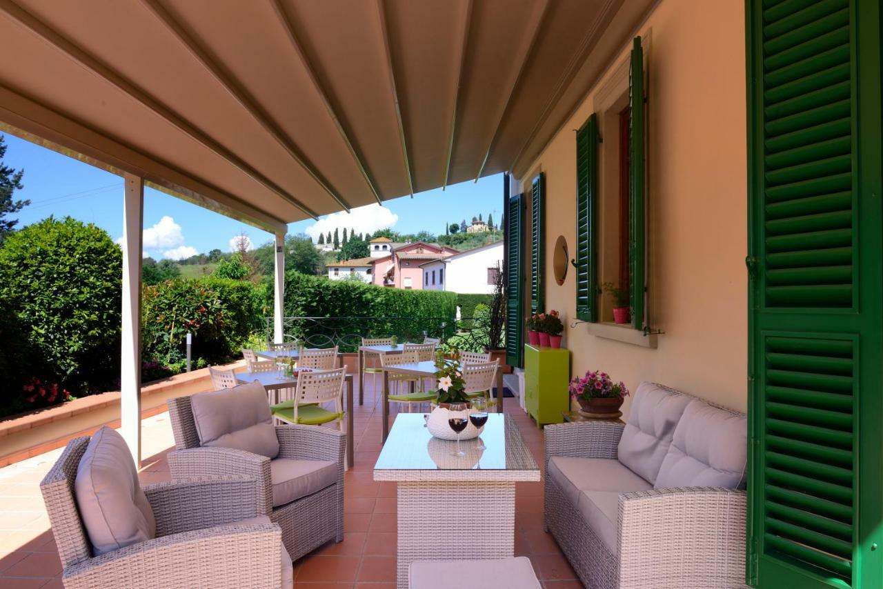 Villa Le Facezie B&B แตร์รานูโอวา บราชโชลีนี ภายนอก รูปภาพ